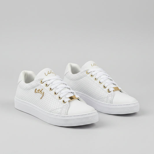 Women Flat Sneakers Breathable Lace-up Shoes For Girls.